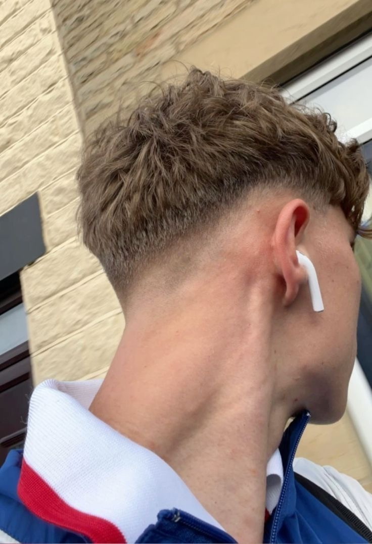 Profil de Yvon, 21 ans, Rencontre à Unterschlinder