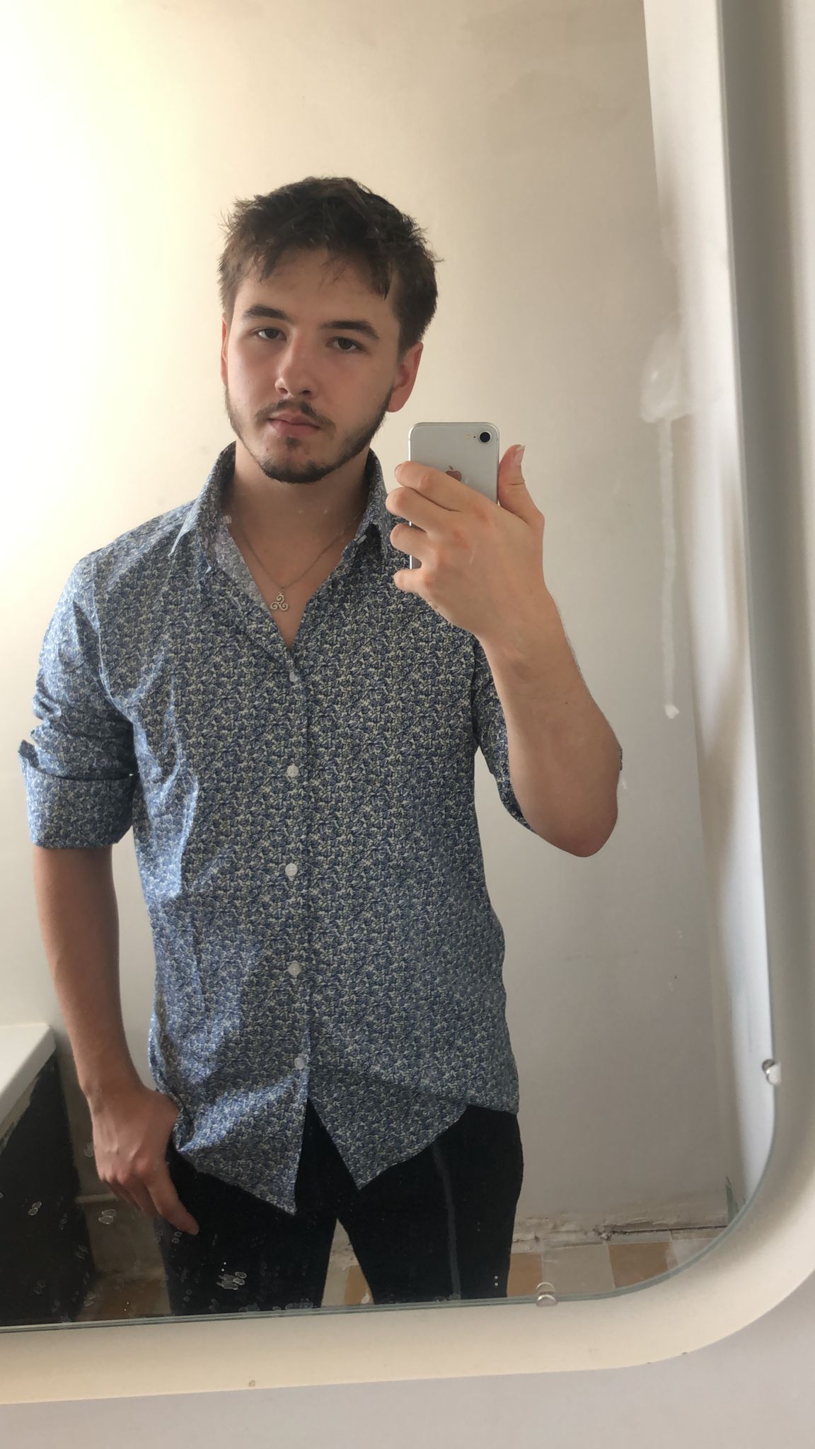 Profil de Otmane, 19 ans, Rencontre à Rollingen