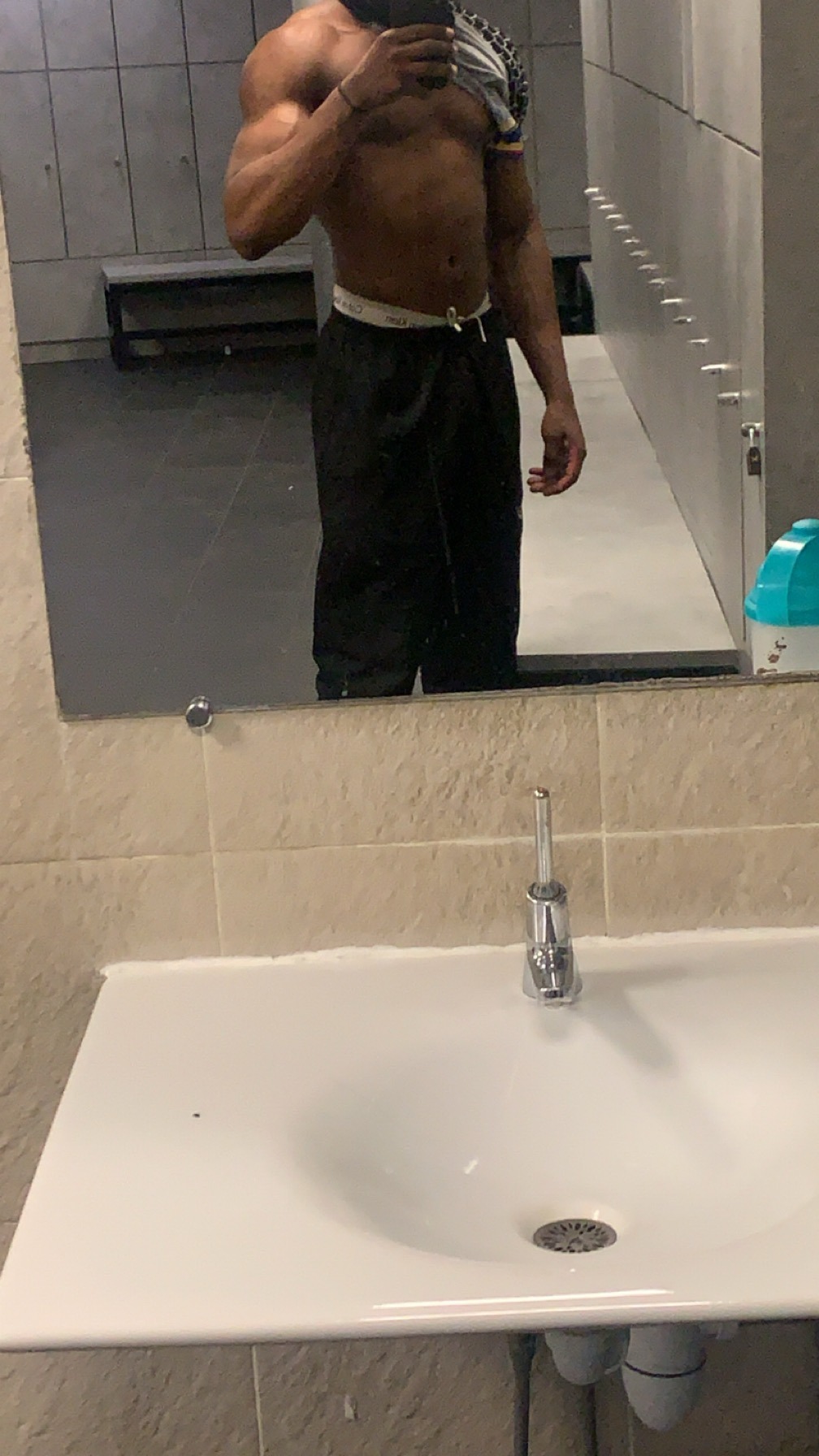 Profil de Sadou, 22 ans, Rencontre à Käerjeng