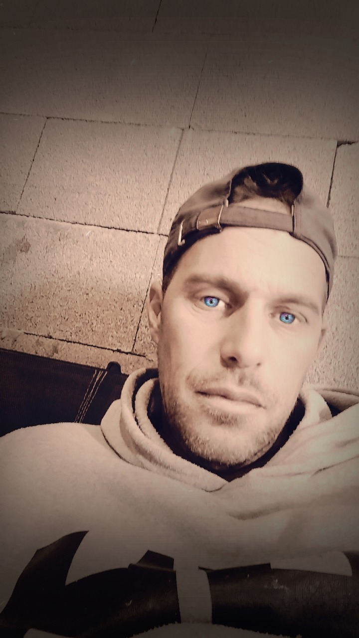 Profil de Riwal, 45 ans, Rencontre à Bilsdorf